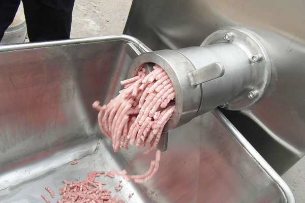 冻肉绞肉机作为肉类前期加工设备